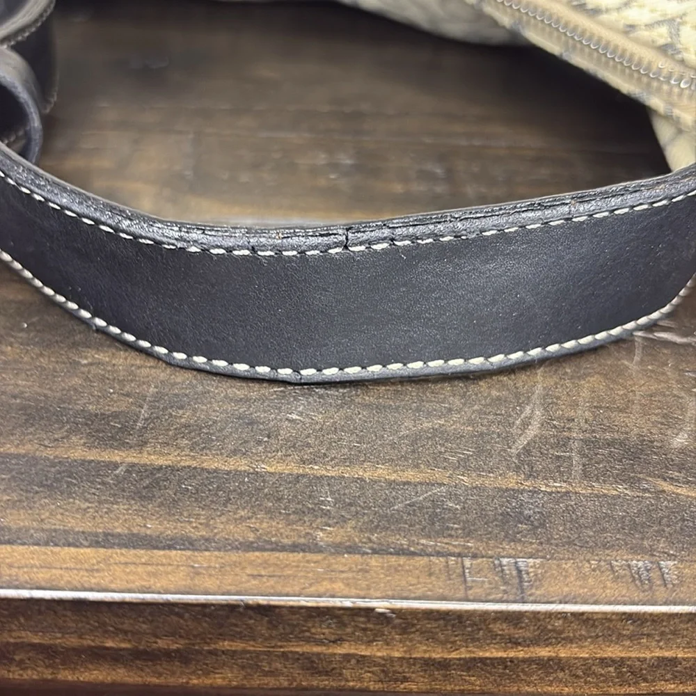 Dooney & Bourke guc dooney